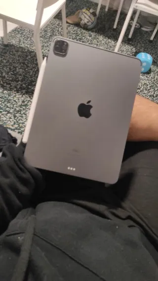 iPad Pro 11 3ª Gen 128GB + Apple Pencil