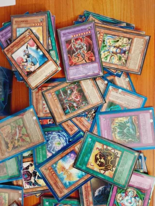 Carte Yu-Gi-Oh! vecchie e miste