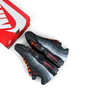 Nike Air Max 95 Black / Hyper Crimson EU 45