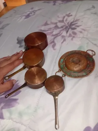 Juego de 4 ollas de cobre
