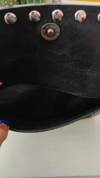 Bolso Pelo Potro y Piel Tachuelas