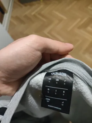 Sudadera Adidas Gris con Rayas