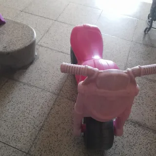 Moto correpasillos infantil rosa