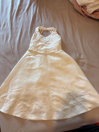 Vestido de fiesta blanco para niña