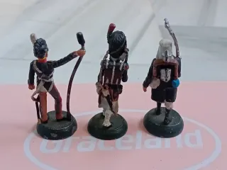 Lote compuesto de 3 Figuras Plomo Almirall Palou