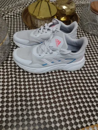 Zapatillas Adidas Mujer Blancas y Rosas