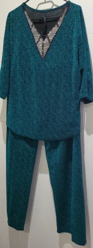 Pantalones verdes brillantes