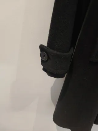 Abrigo Mango Negro Talla M