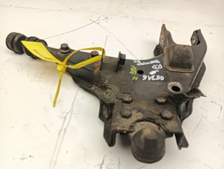 BRAZO SUSPENSION DELANTERO DERECHO NISSAN TERRANO