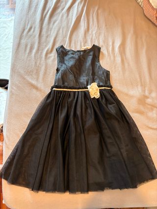 Vestido negro niña con flor