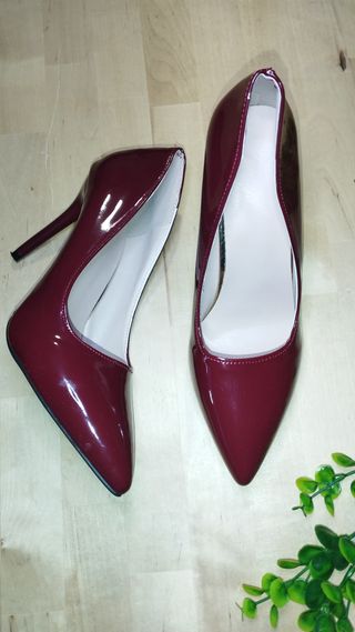 Zapatos de tacón burdeos talla 40