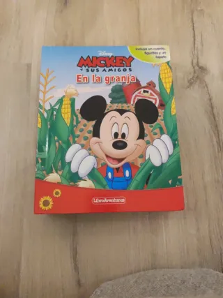 Libro Mickey mouse y sus amigos