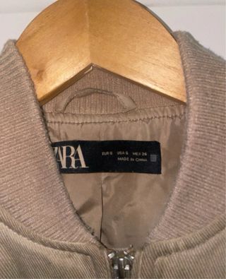 Chaqueta Zara Bomber Beige