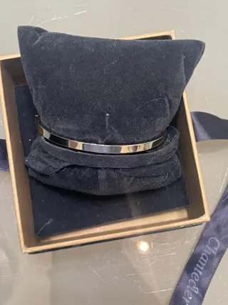 Bracciale rigido con swarovski