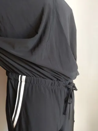 Mono deportivo negro Talla S/M