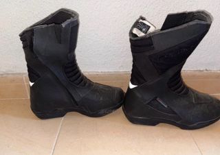 Botas de Moto Negras