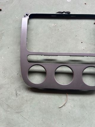 Moldura Radio Golf 5