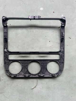 Moldura Radio Golf 5