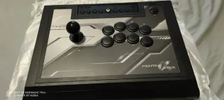 Hori Fighting Stick α para Xbox Series X
