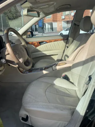 Mercedes-Benz Clase E 2005