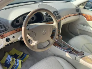 Mercedes-Benz Clase E 2005