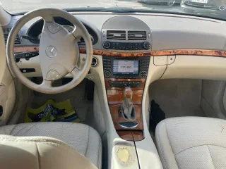 Mercedes-Benz Clase E 2005