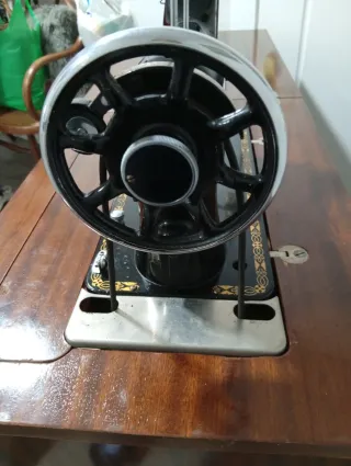 Máquina de coser antigua Sigma