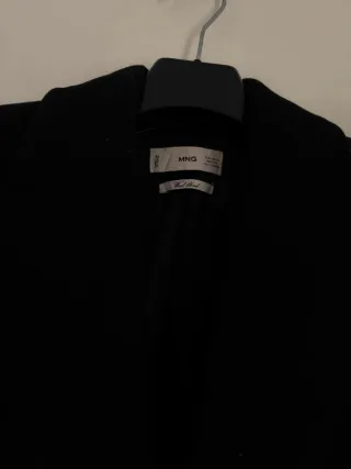 Abrigo negro de Mango – talla XS