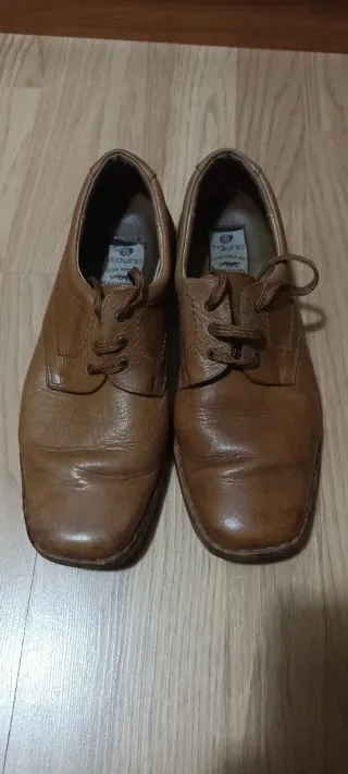 Zapatos de piel marrones talla 43