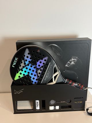 Pala NOX AT10 Pro Cup Hard Agustín Tapia 2025