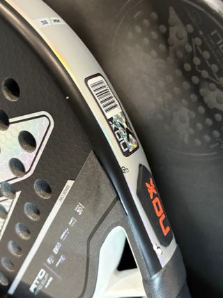 Pala NOX AT10 Pro Cup Hard Agustín Tapia 2025