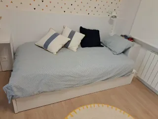 Habitación: Cama nido y escritorio