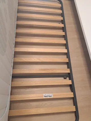 Habitación: Cama nido y escritorio