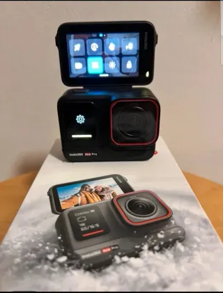 Insta360 Ace Pro Câmera