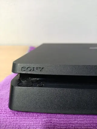 PS4 SLIM LA PIÙ CERCATA