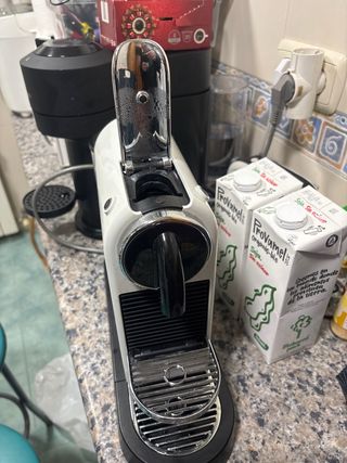 Cafetera Nespresso Citiz Platinum