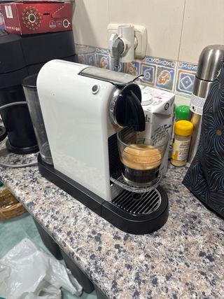 Cafetera Nespresso Citiz Platinum
