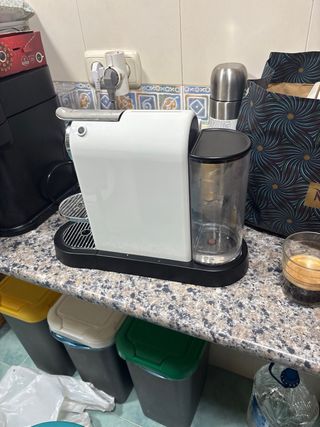 Cafetera Nespresso Citiz Platinum