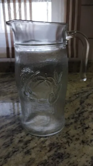 Set di caraffa e bicchieri per succo di cristallo