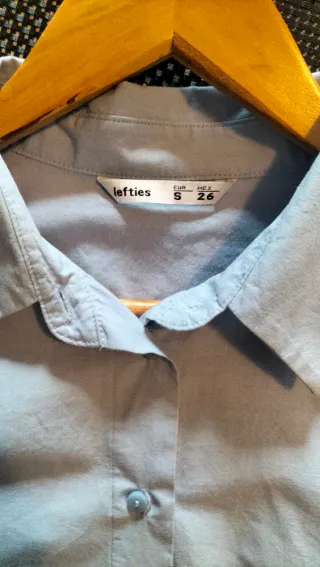 Camisa de vestir azul claro