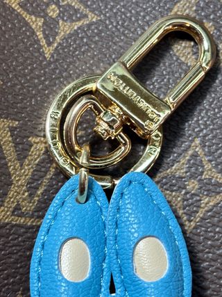 Llavero Louis Vuitton Labubu