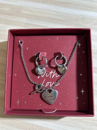 Conjunto collar y pendientes corazón de Plata