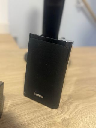 Altavoces Yamaha Home Cinema 5.1 Negros