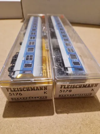 Fleischmann H0 Coppia Carrozze Passeggeri Rapidi