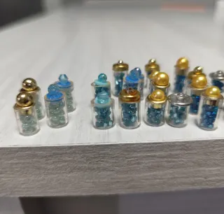 Boccette in miniatura, 10 x 1€. Da cm 1a cm 2.