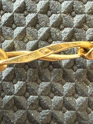 Cadena de oro macizo