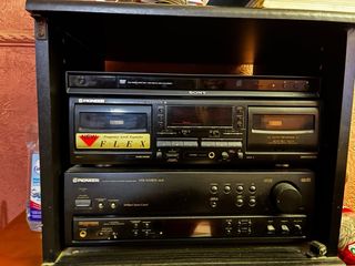 Amplificador Pioneer y 2 Altavoces