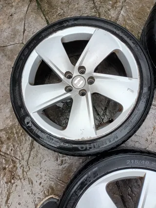 Llantas 17" Seat Toledo año 2015 NO NEGOCIABLE.