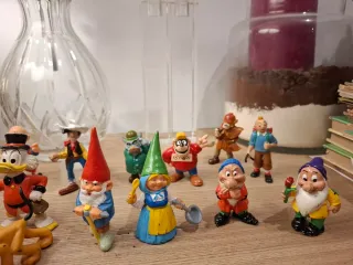 Collezione di figurine di Davide Gnomo e Disney
