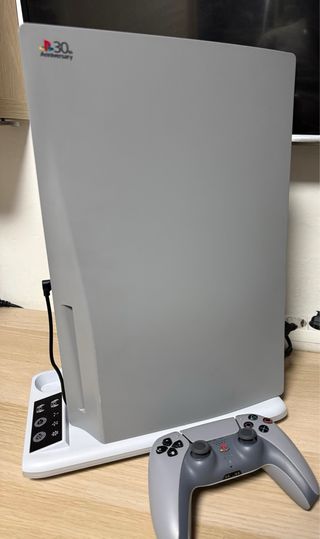 Ps5 30 Aniversario + Base Carga